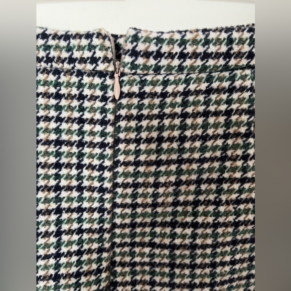 NEW URBAIN REVIVO MINI WOOL PLAID SKIRT - Picture 4 of 6